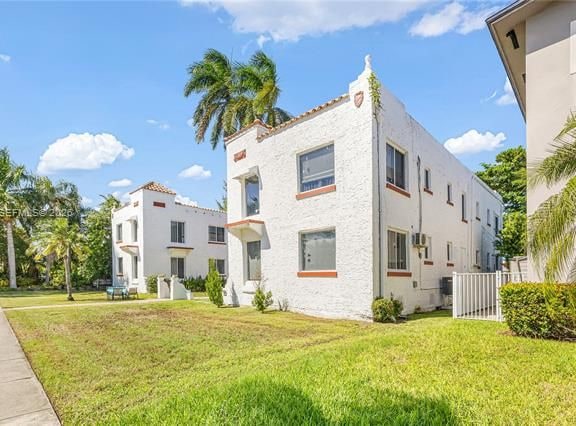 Hollywood Beach Living, Fully Furnished & Ready