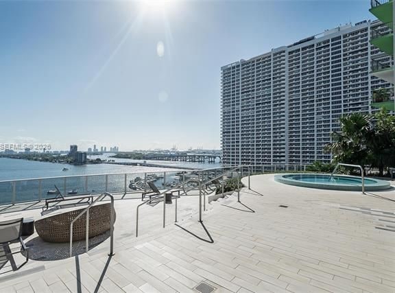 Aria on the Bay: 34th Floor Panoramic Bay Views — photo 2
